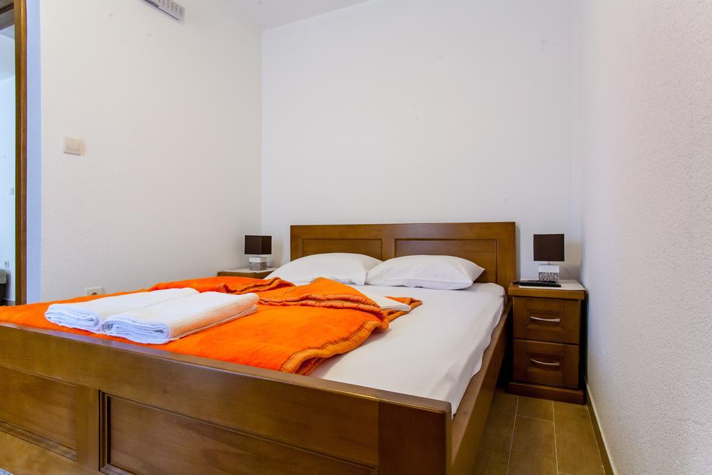 Apartments Ljubica Herceg Novi Cameră foto