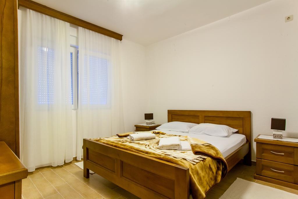 Apartments Ljubica Herceg Novi Cameră foto